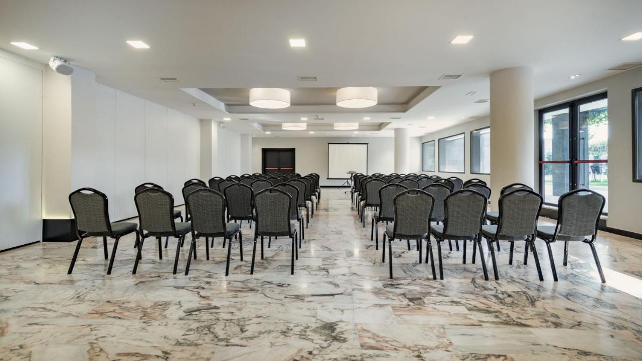 Hotel Parque Real 시우다드레알 외부 사진