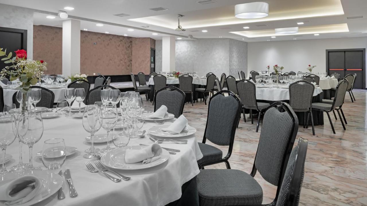 Hotel Parque Real 시우다드레알 외부 사진