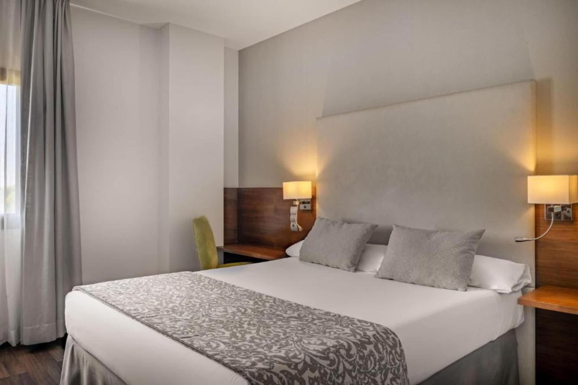 Hotel Parque Real 시우다드레알 외부 사진