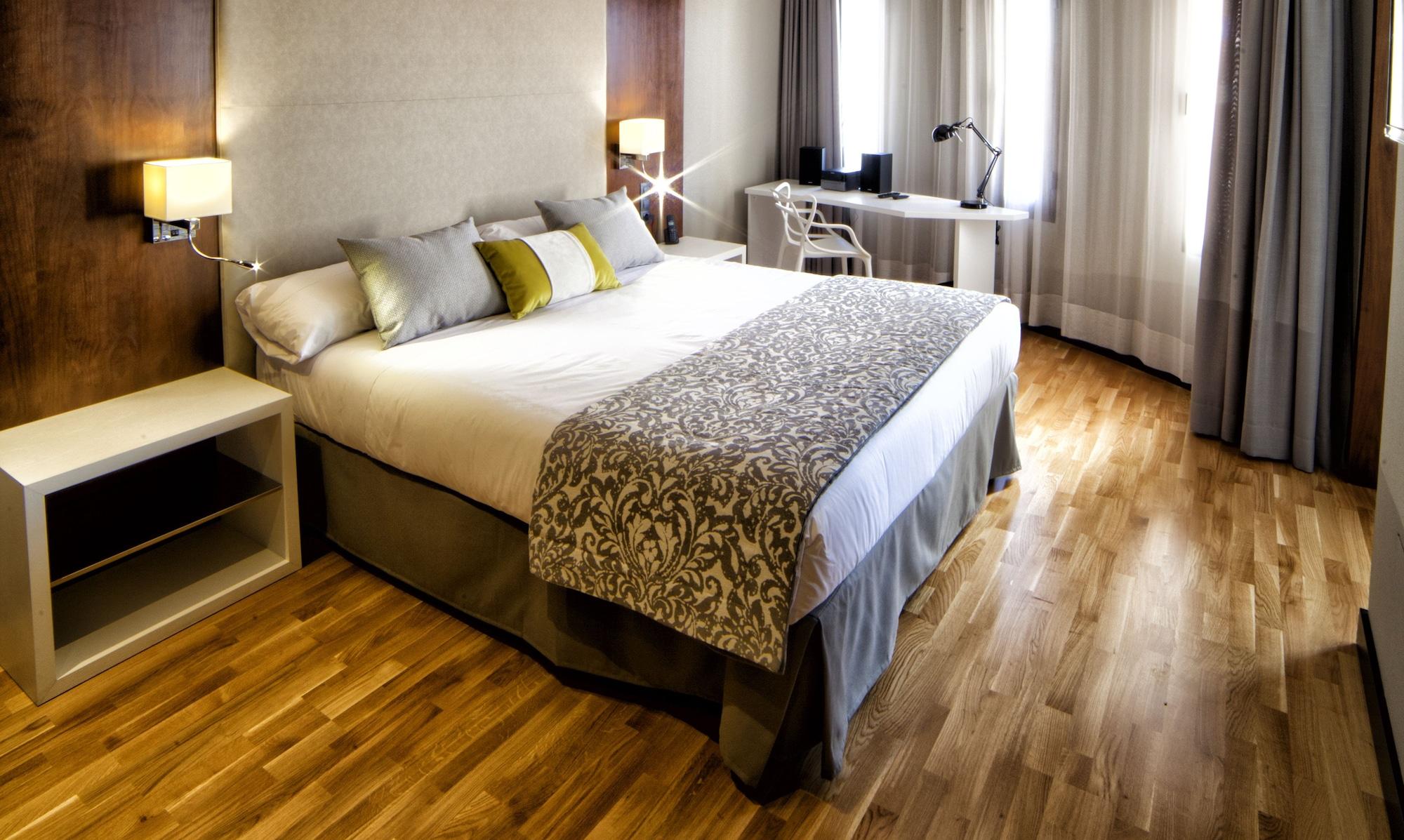 Hotel Parque Real 시우다드레알 외부 사진