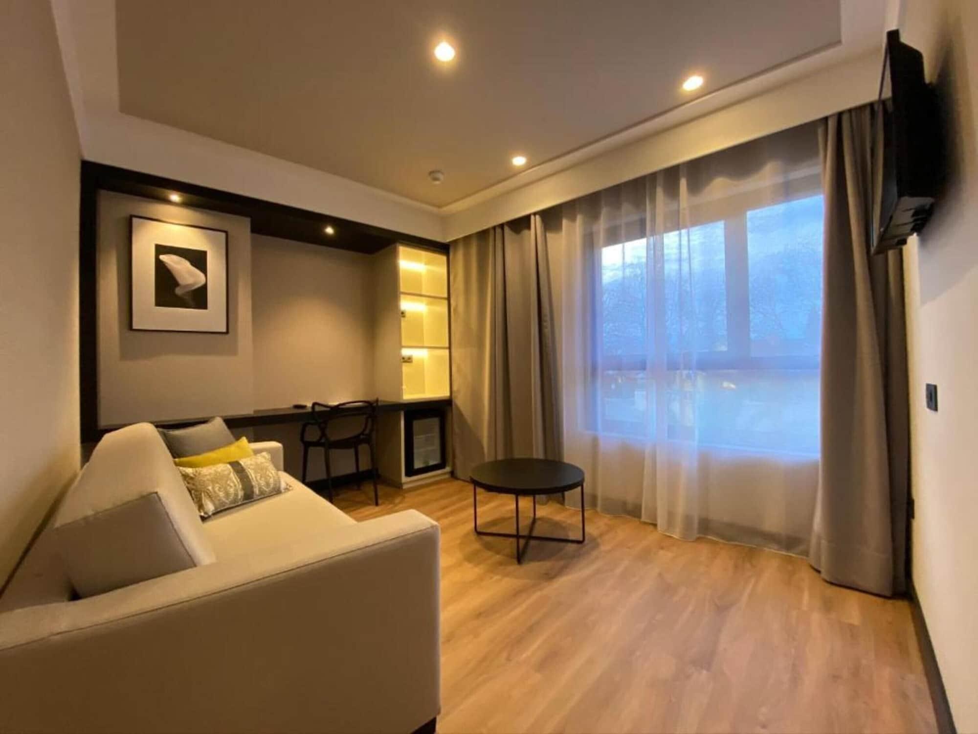 Hotel Parque Real 시우다드레알 외부 사진